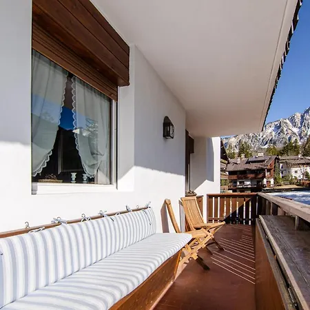 Cianderies: Luminoso, Centrale, Con Terrazza Cortina dʼAmpezzo